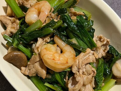 エビと豚肉と小松菜のオイスターソース炒め